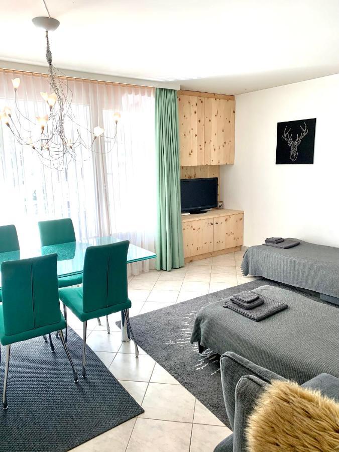 Appartamento Gian - Close To The Kongresshaus, The Ice Hockey Stadium, Cross-country Skiing, The Eau-la-la Indoor Pool And Wellness, Large Supermarket, 2 Bus Stops, With An Indoor Garage And Fully Equipped