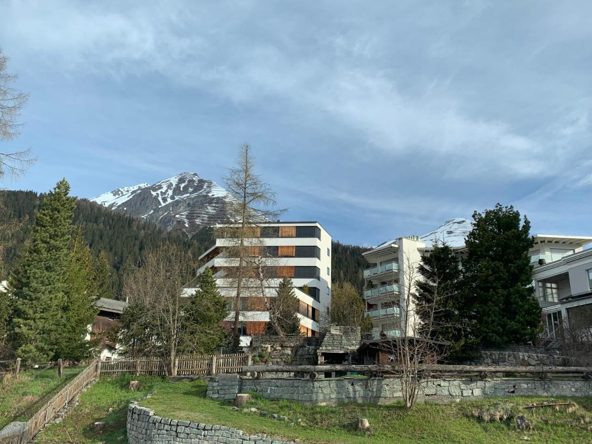 Zentral Bei Kongresshaus, Langlaufloipe, Hallenbad, Garage, Wifi, Voll Ausgestattet - Gian Apartment Davos